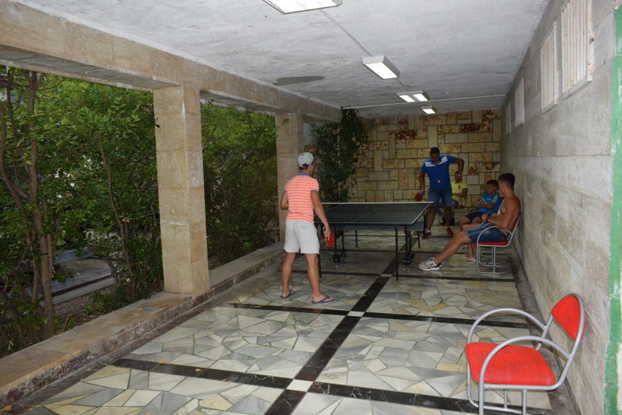 Ahilea Hotel - Free Pool Access Balchik Bagian luar foto